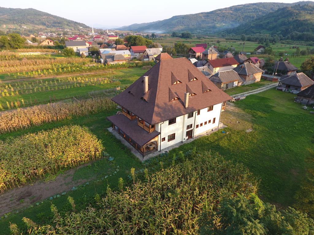 Pensiunea Sanziene Villa Stramtura  Exterior photo